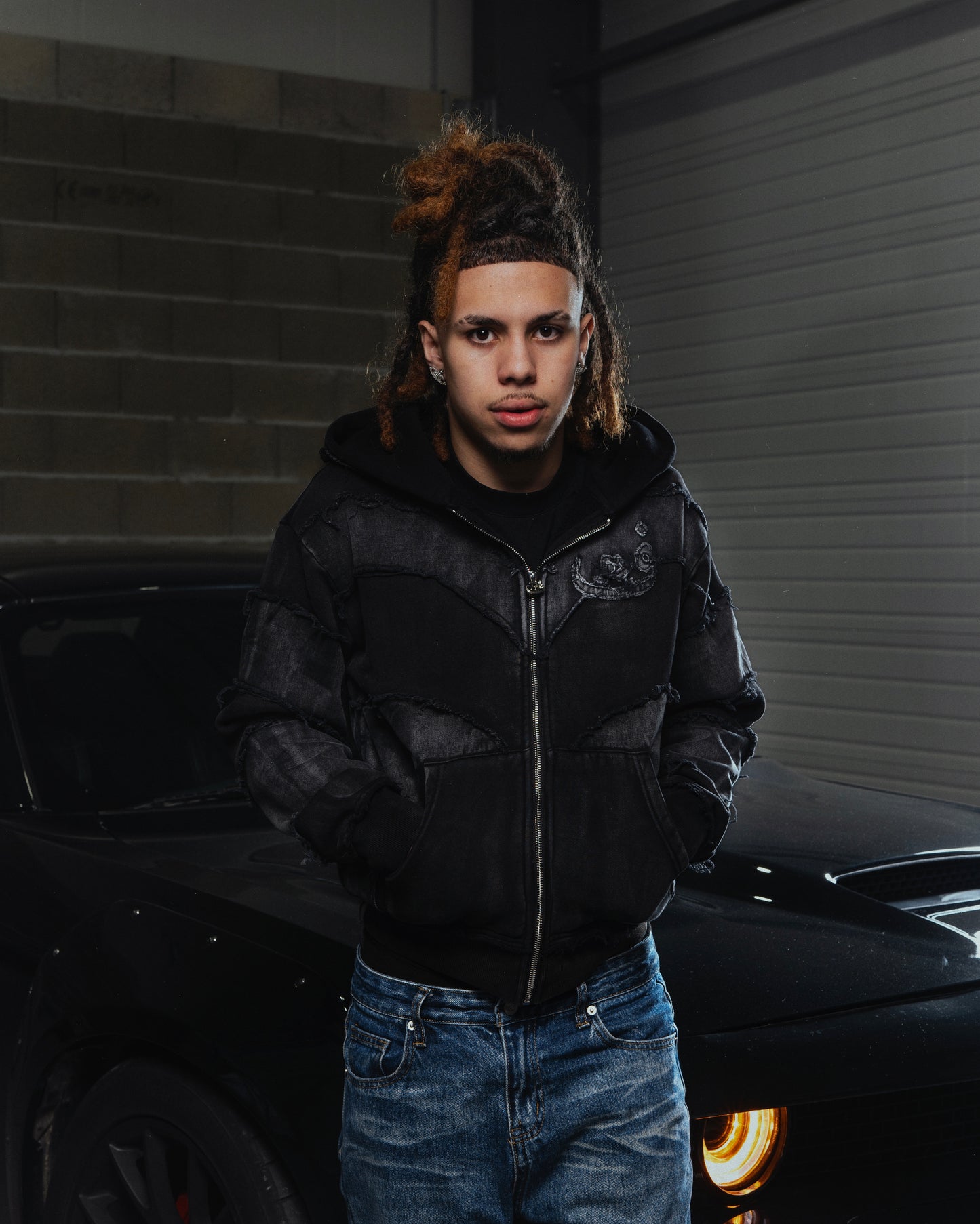 Zip Hoodie Frayed 808 - Noir
